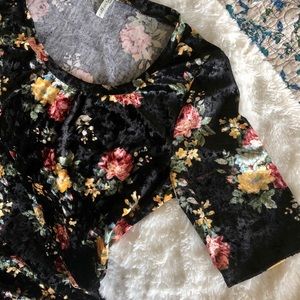 Mother Bee 3/4 Sleeve Velvet Maternity Dress